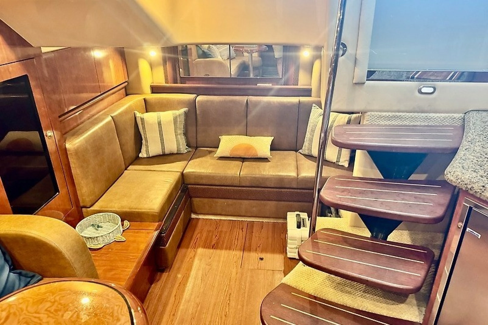 2005 Sea Ray 390 Sundancer