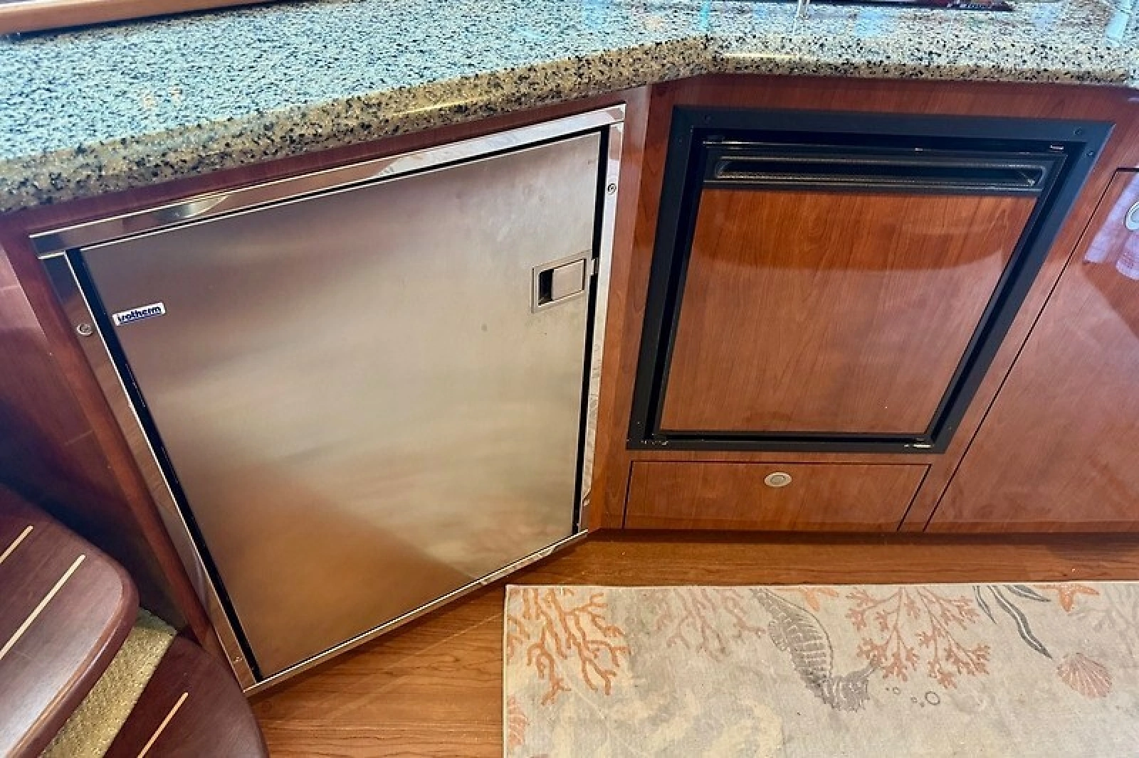 2005 Sea Ray 390 Sundancer