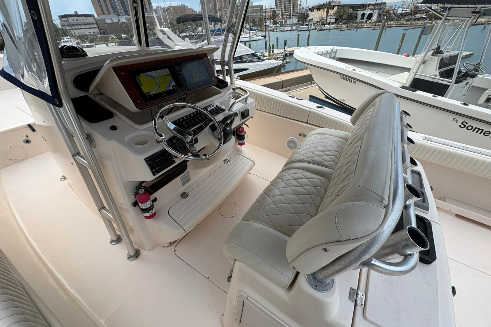 2004 Grady-White Bimini 306