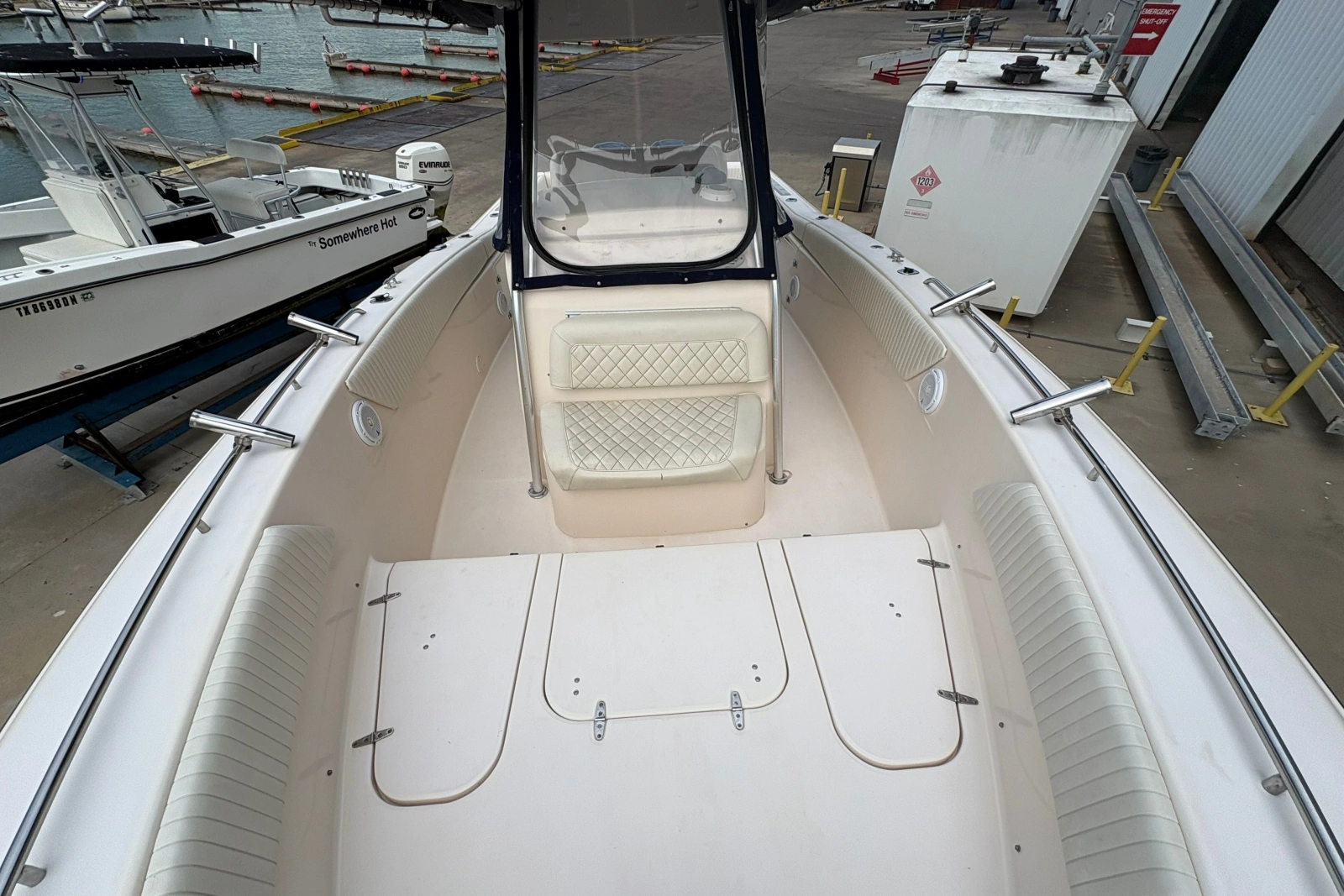2004 Grady-White Bimini 306