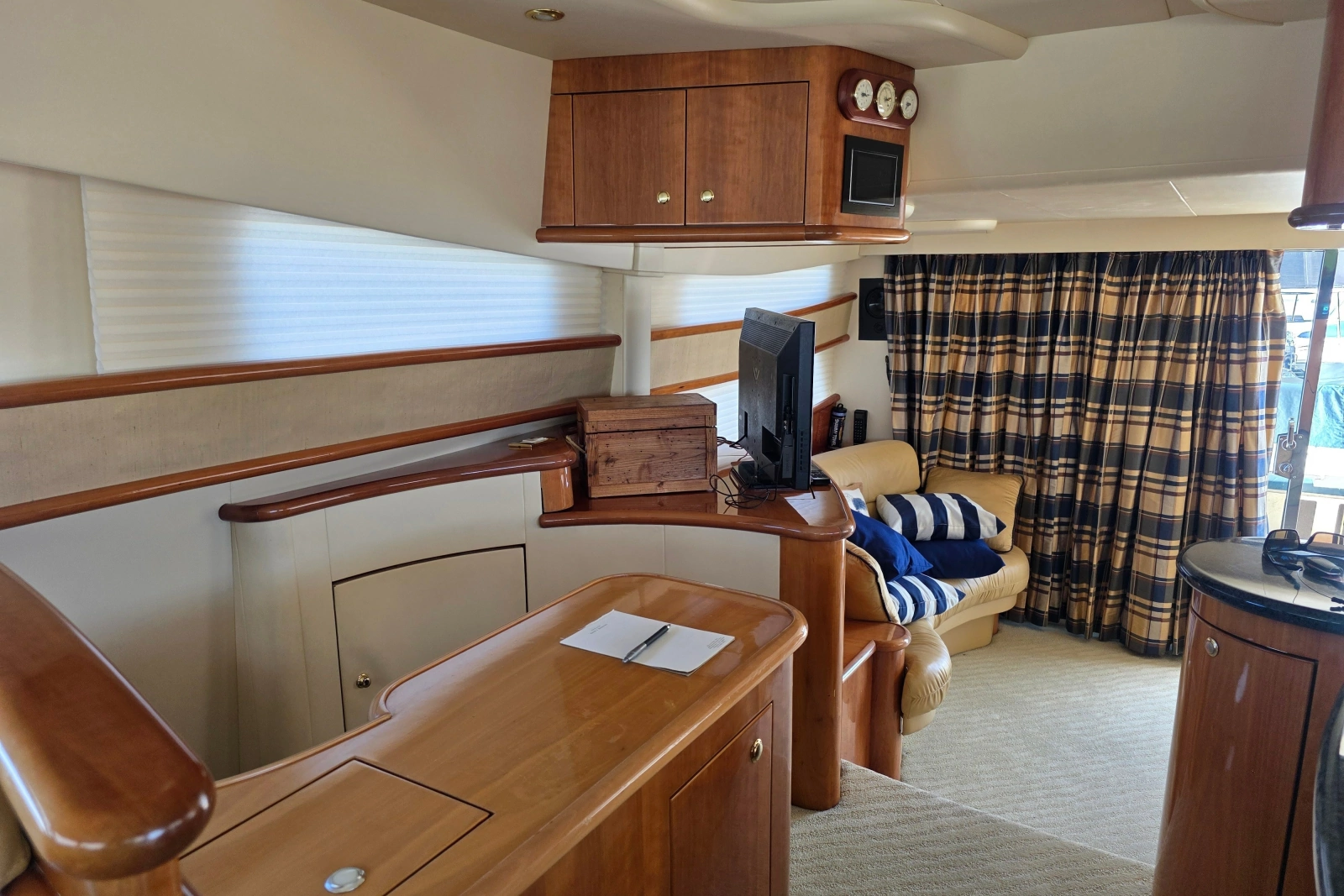 2002 Neptunus 56 Flybridge