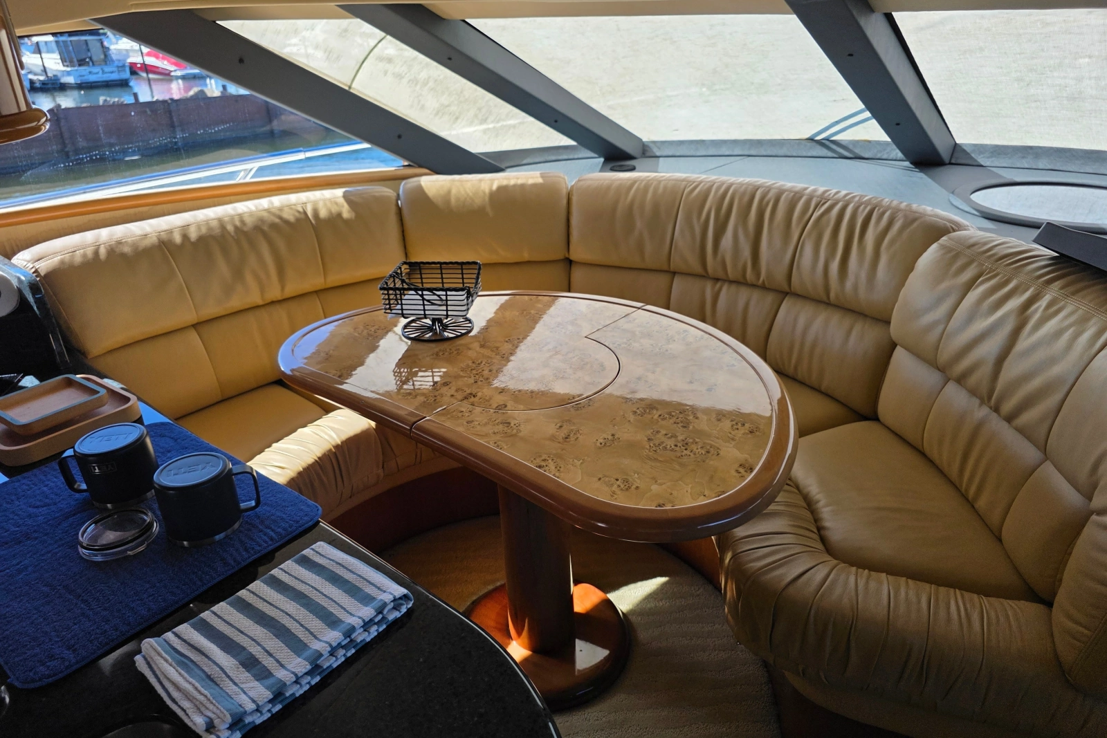 2002 Neptunus 56 Flybridge