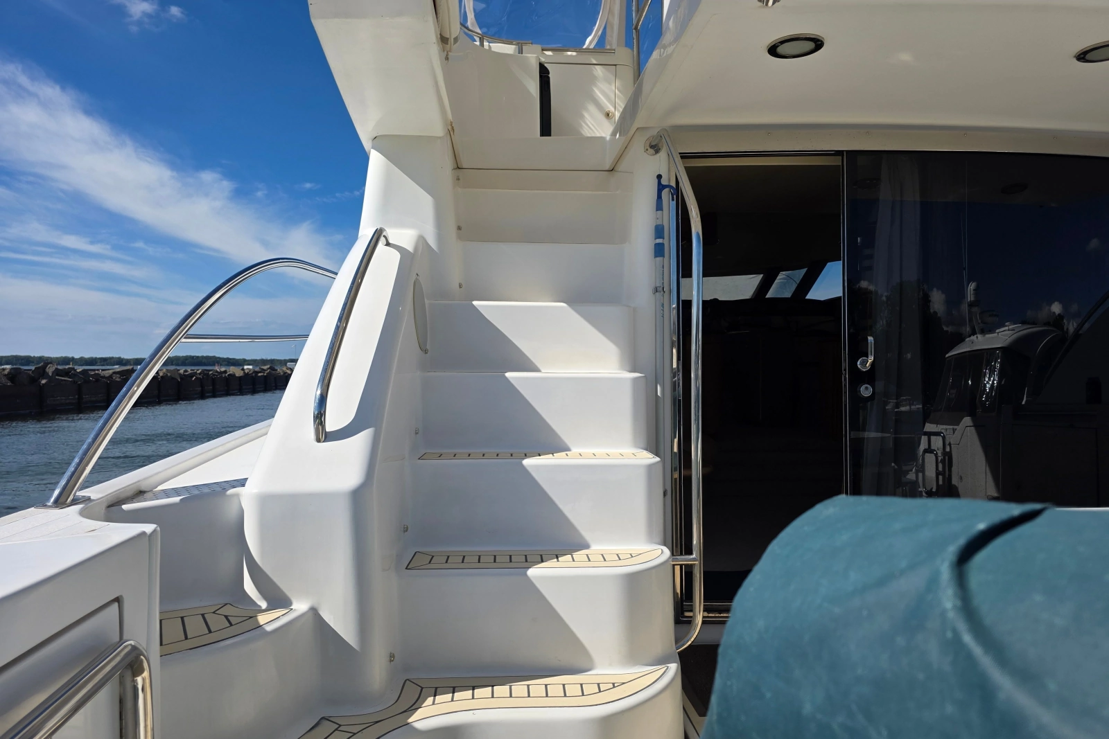 2002 Neptunus 56 Flybridge