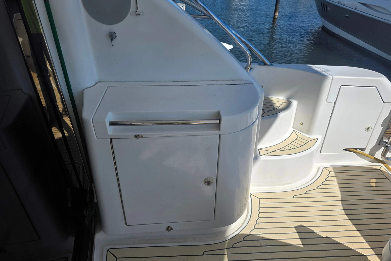 2002 Neptunus 56 Flybridge
