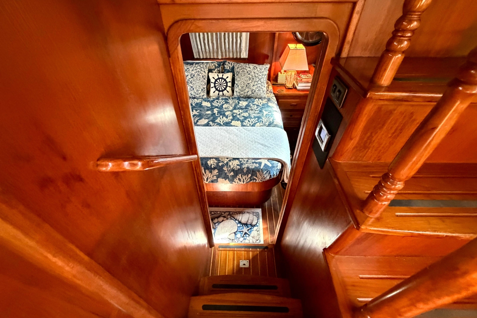 1998 Heritage East 36 Sundeck Trawler