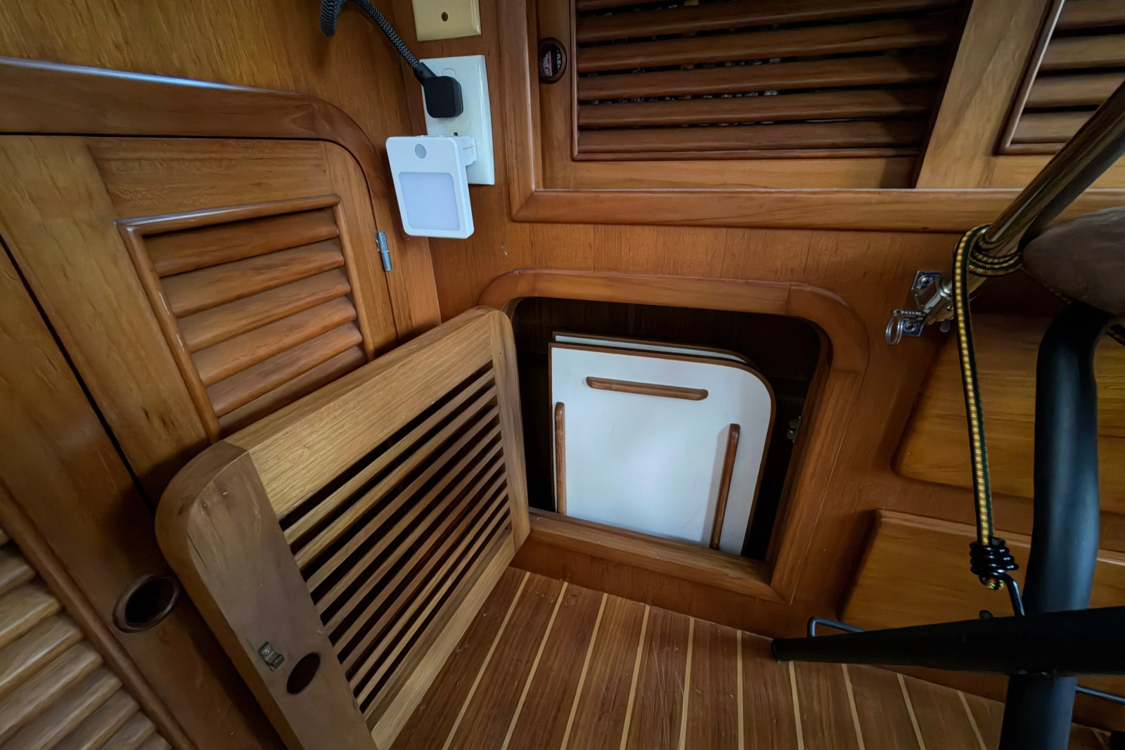 Ark Angel 36ft Heritage East Yacht For Sale