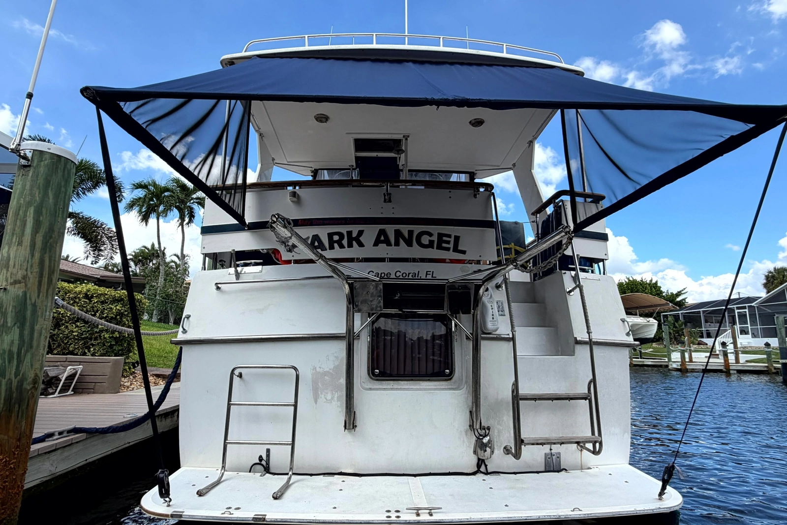 1998 Heritage East 36 Sundeck Trawler