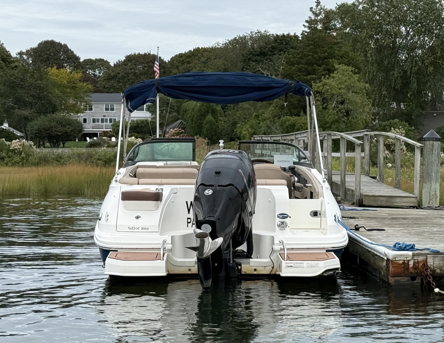 2017 Sea Ray SDX 240