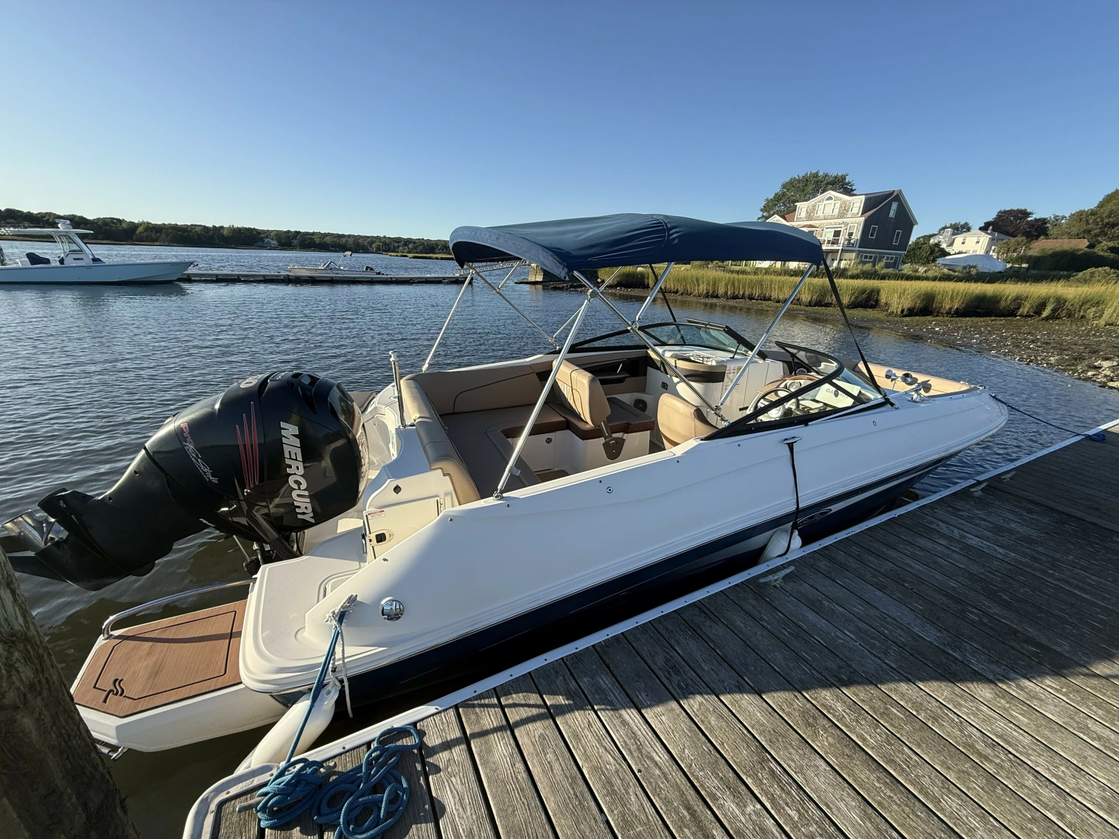 24ft Sea Ray Yacht For Sale