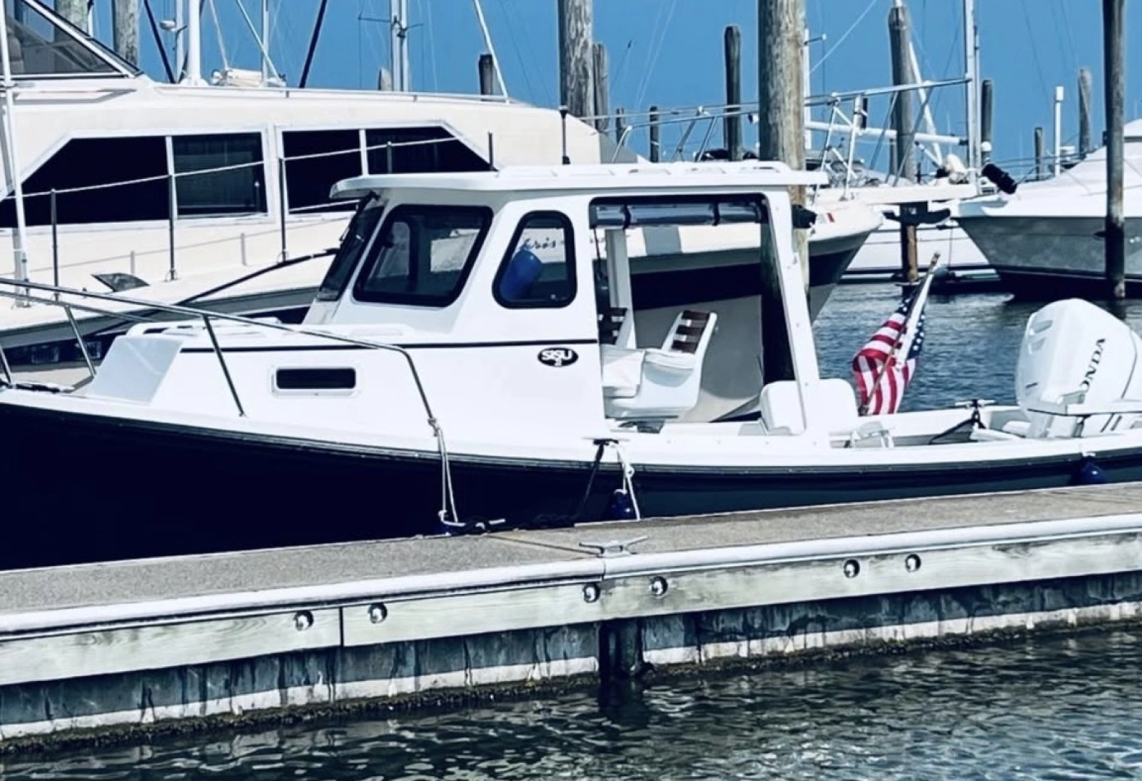 2022 Eastern 22 Sisu Hardtop
