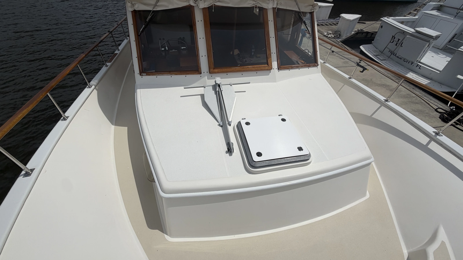 Albin 43