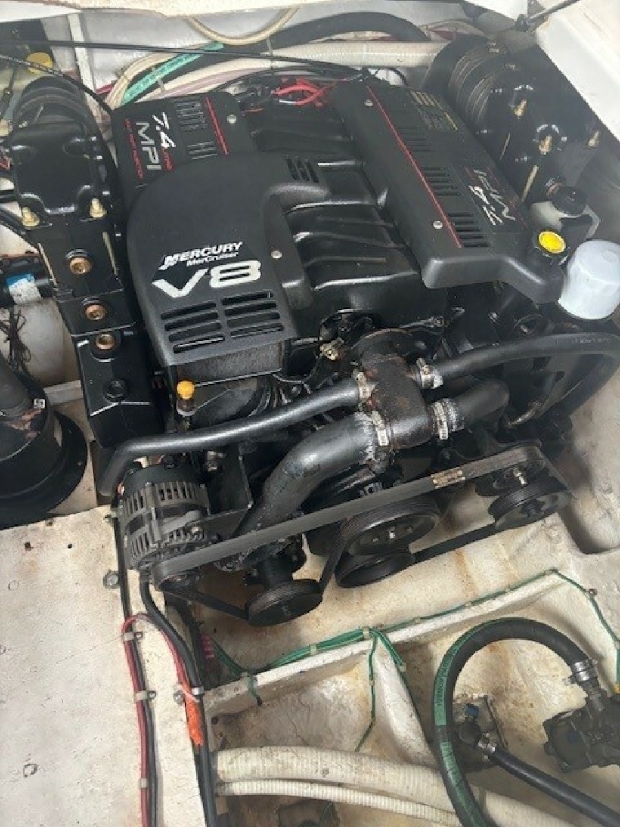 2000 Bayliner 3055 Ciera