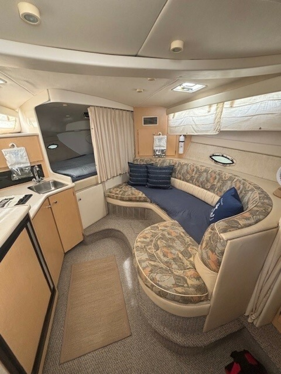 2000 Bayliner 3055 Ciera