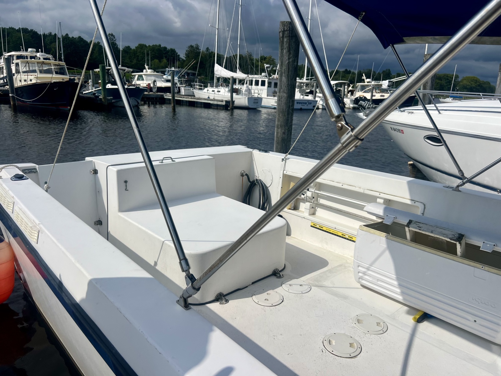 2001 Osprey Pilothouse 26 Fisherman / Canyon Runner