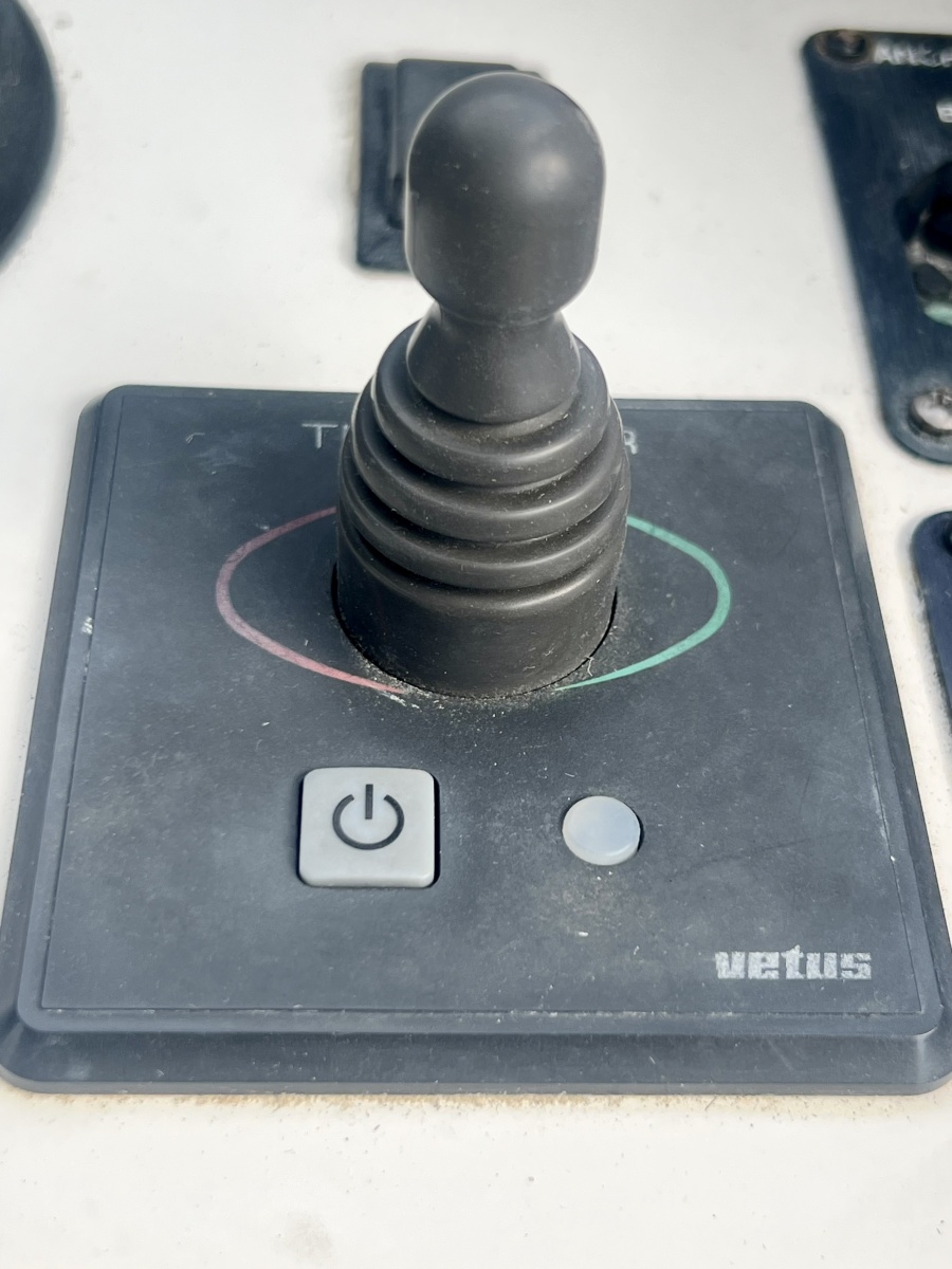 2001 Osprey Pilothouse 26 Fisherman / Canyon Runner