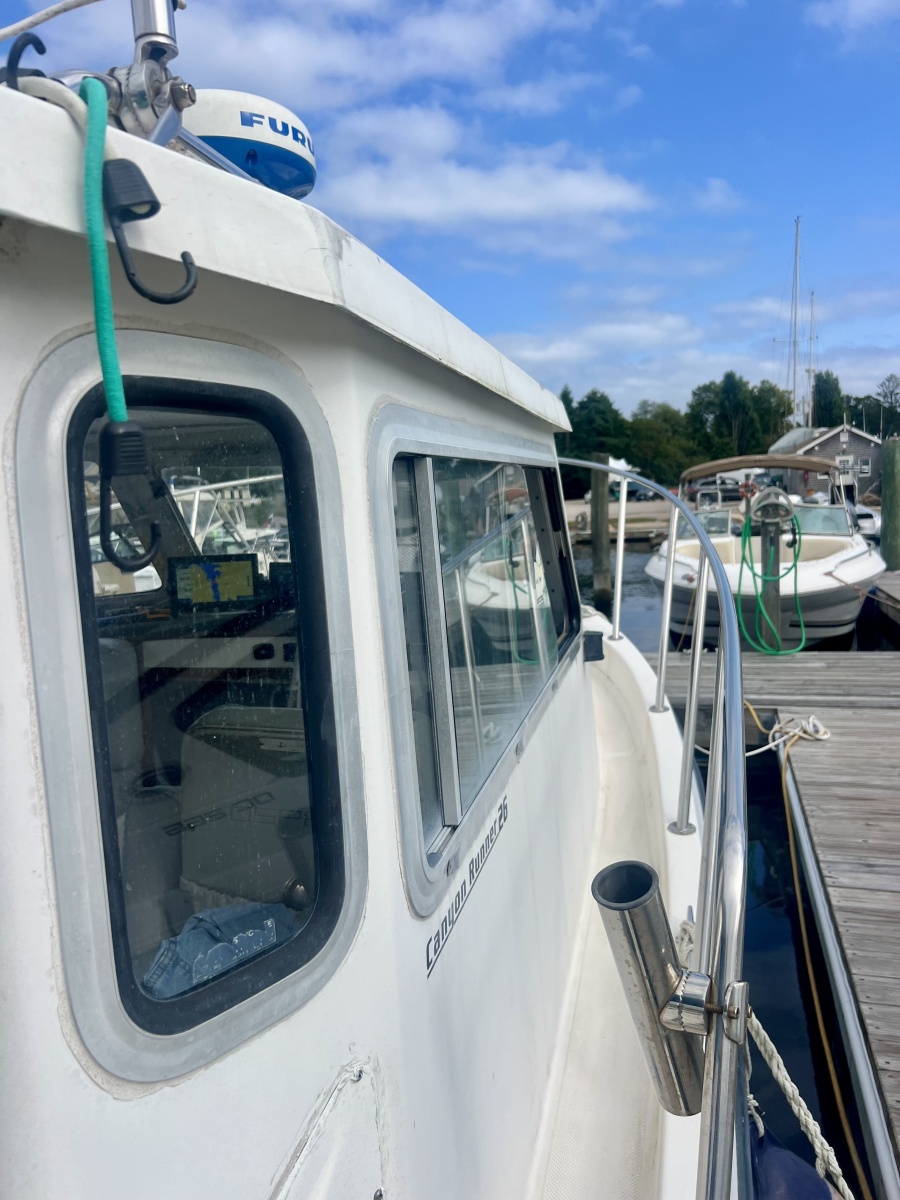 2001 Osprey Pilothouse 26 Fisherman / Canyon Runner