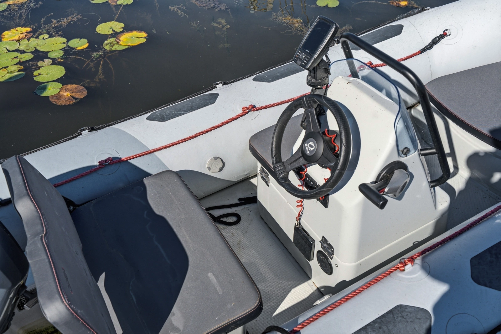 2014 Rinker 400 Express