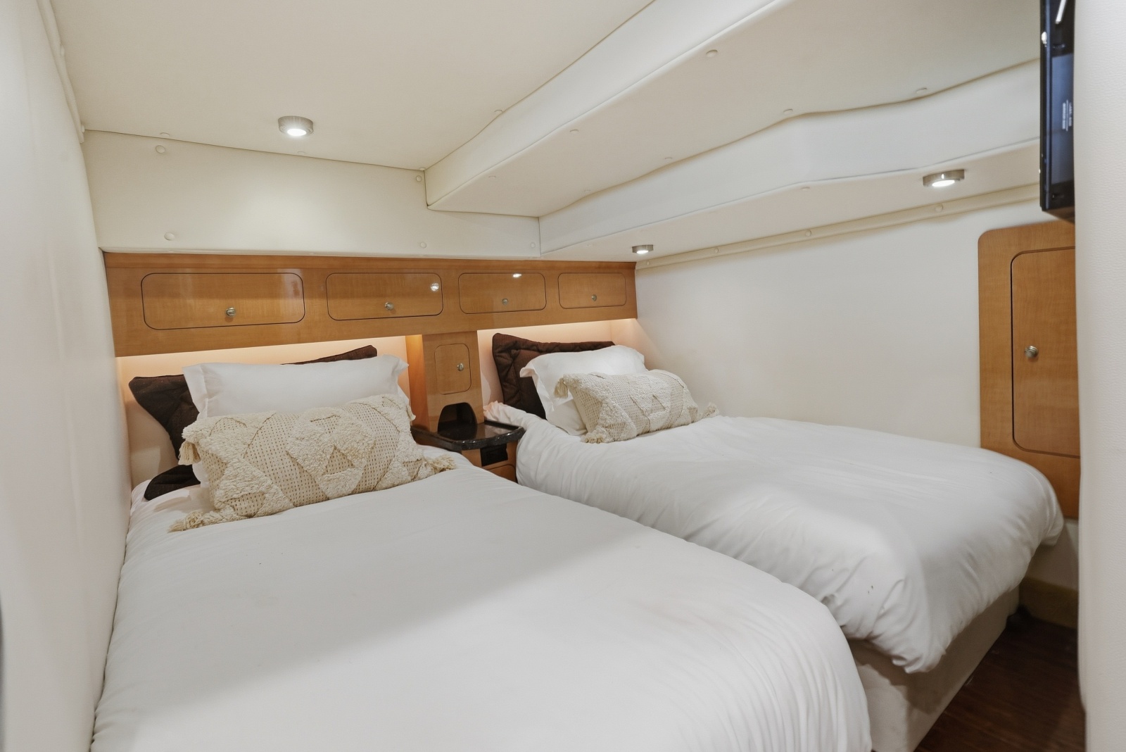 2014 Rinker 400 Express