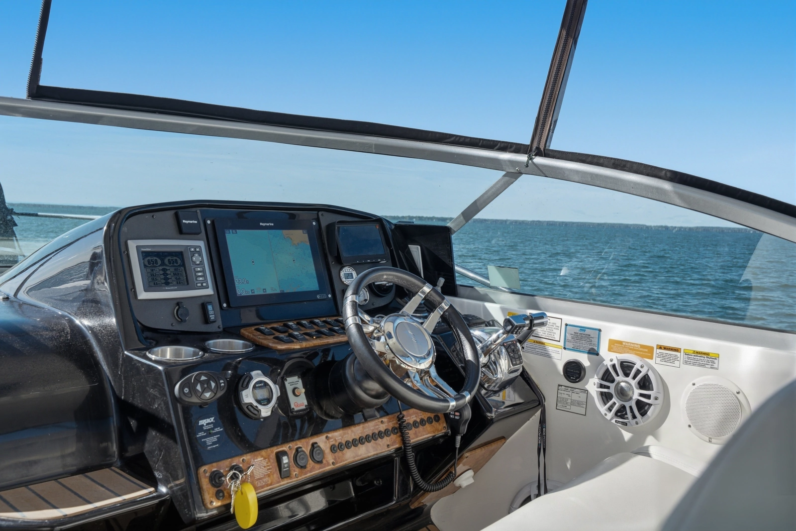 2014 Rinker 400 Express