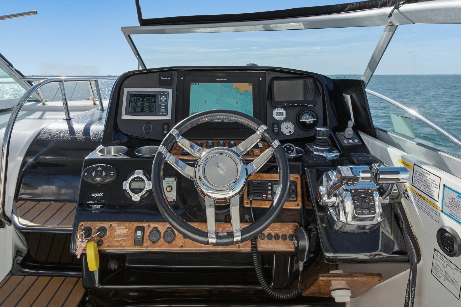 2014 Rinker 400 Express