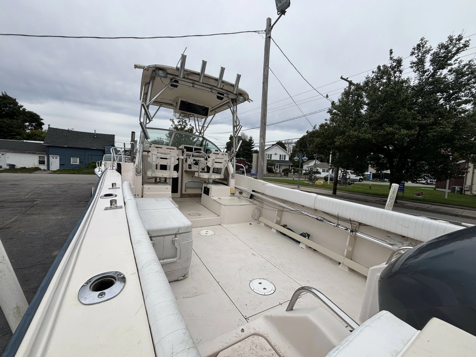 24ft Grady White Yacht For Sale