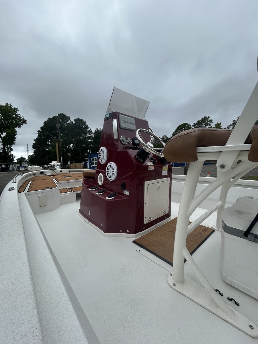 2024 Avid 21 Fusion