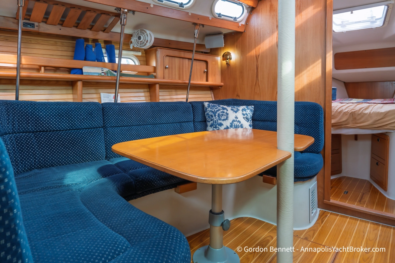 2003 Catalina 380