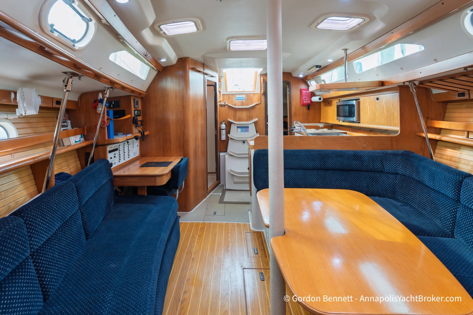2003 Catalina 380