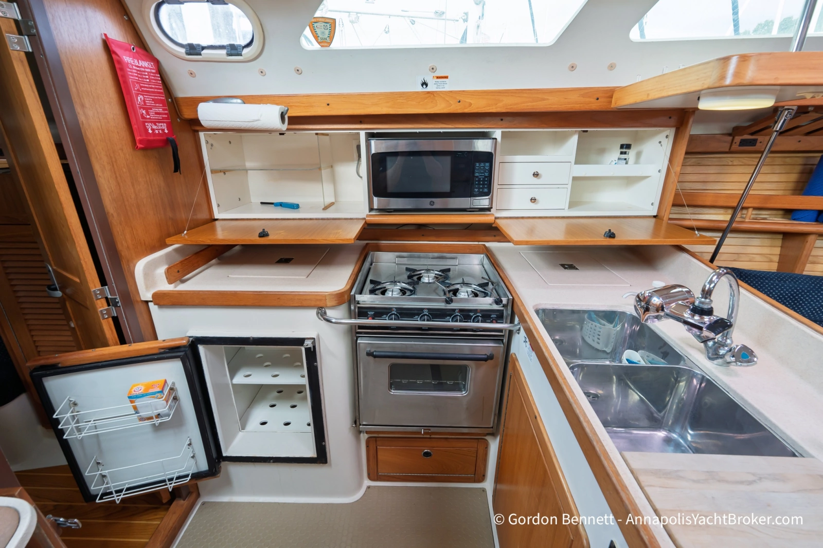 2003 Catalina 380