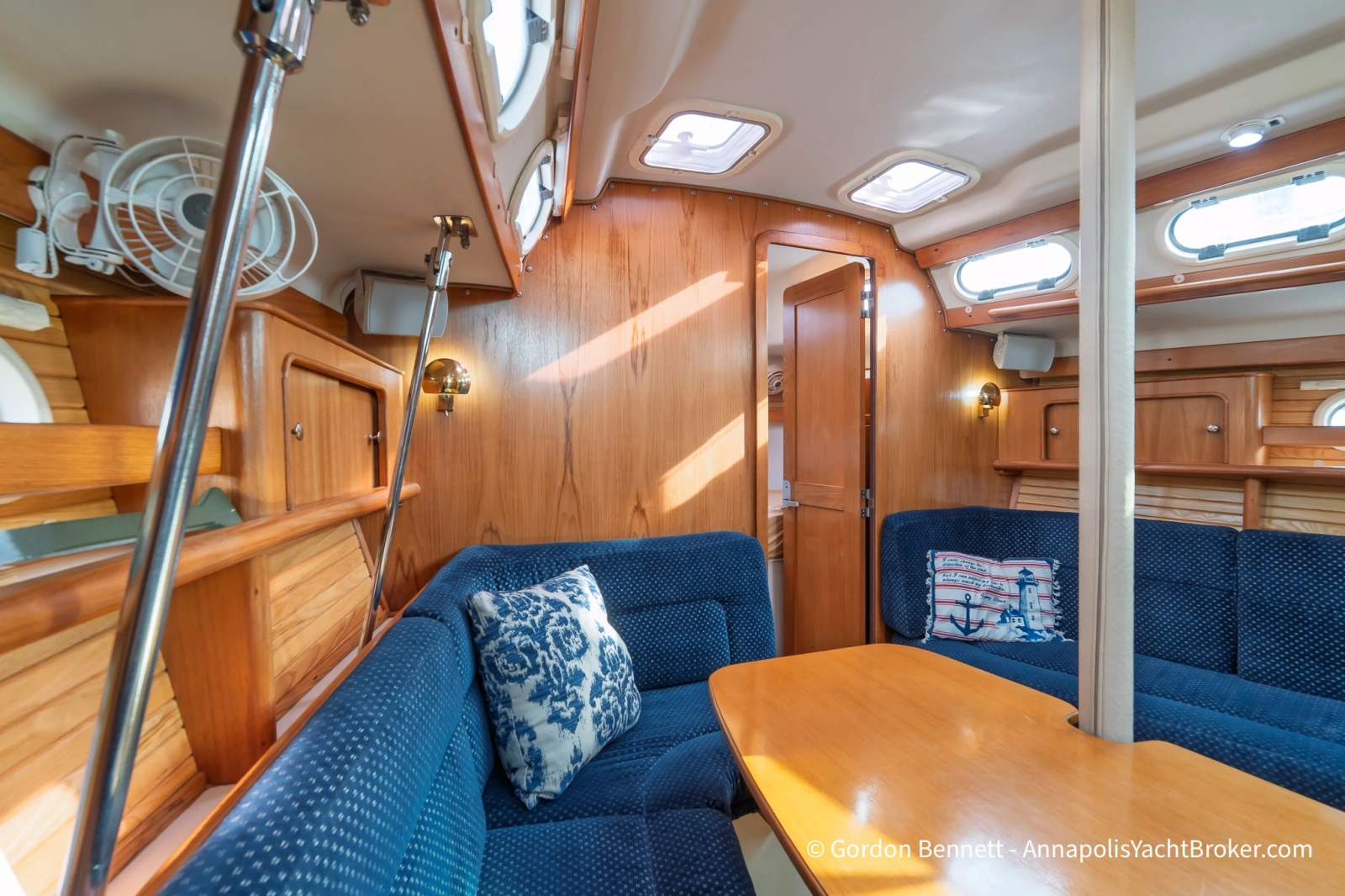 2003 Catalina 380