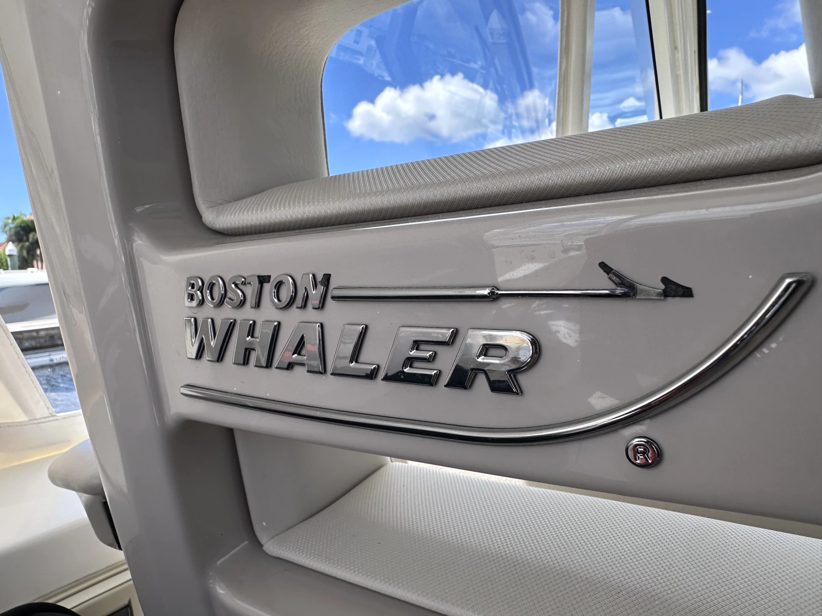 38ft Boston Whaler Yacht For Sale