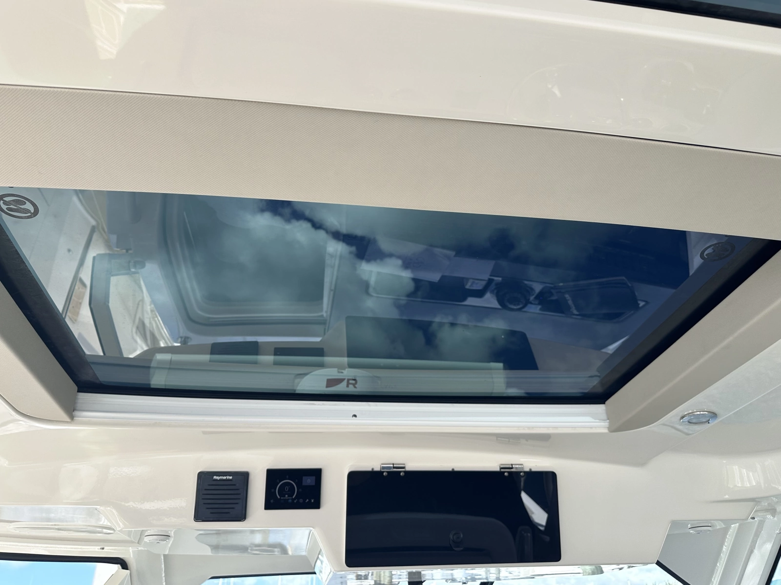 38ft Boston Whaler Yacht For Sale