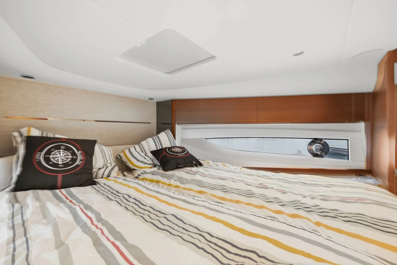 2023 Princess V50 Deck Saloon