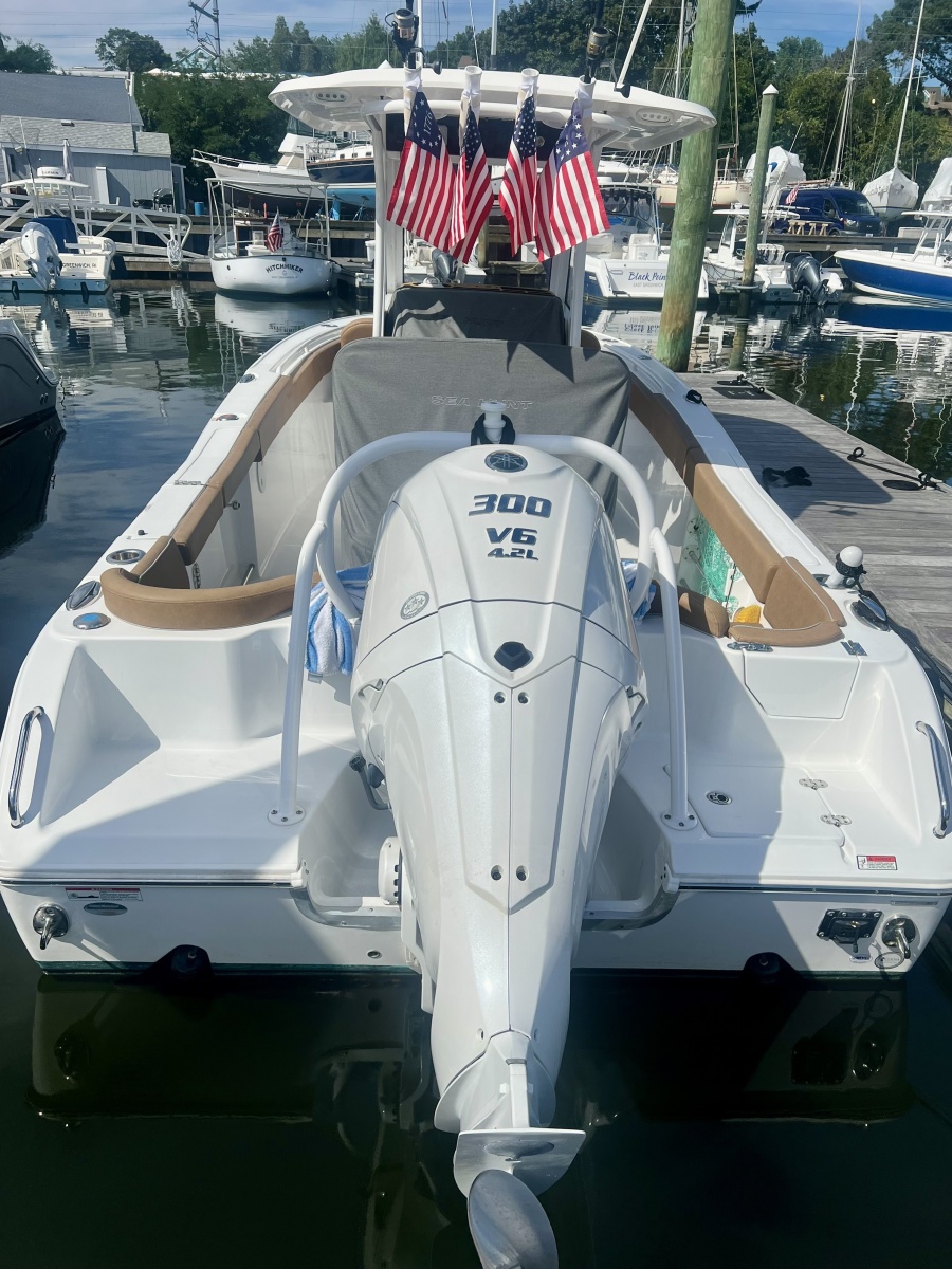 2024 Sea Hunt Ultra 255 SE