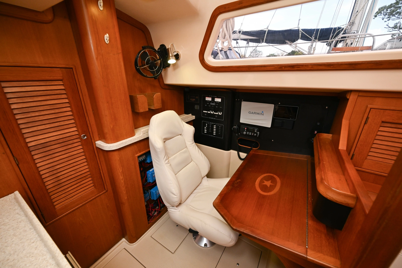 2005 Island Packet 445