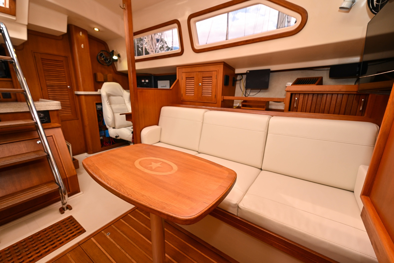 2005 Island Packet 445