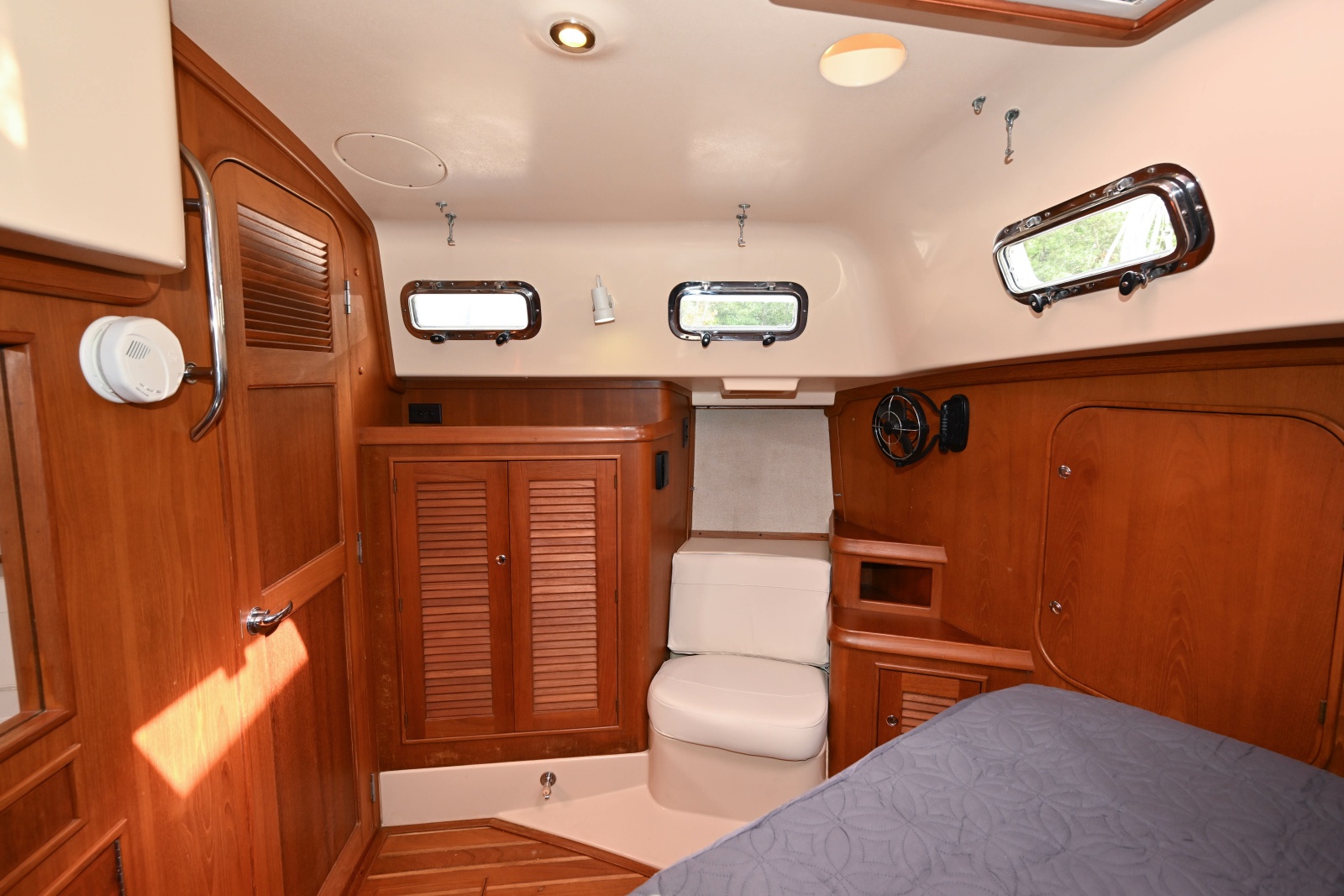 2005 Island Packet 445