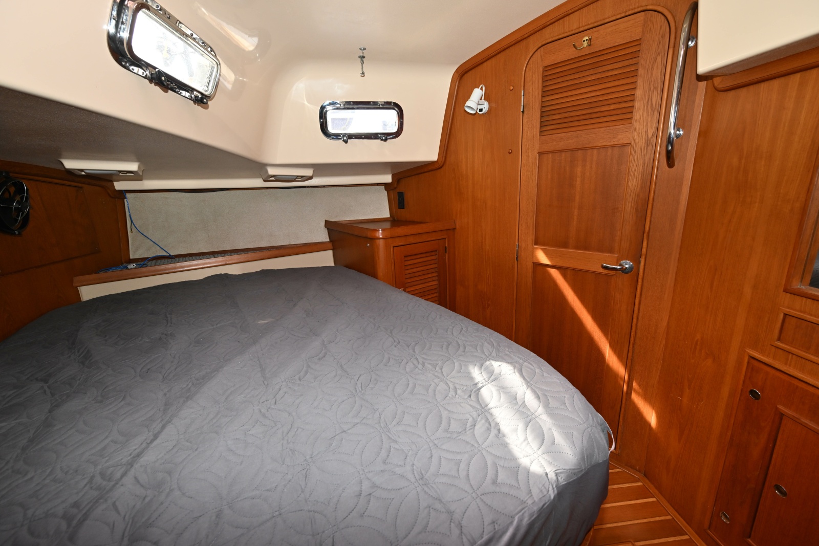 2005 Island Packet 445