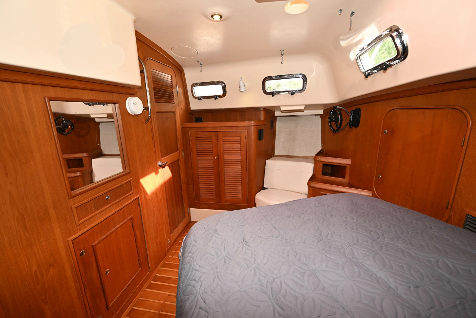 2005 Island Packet 445