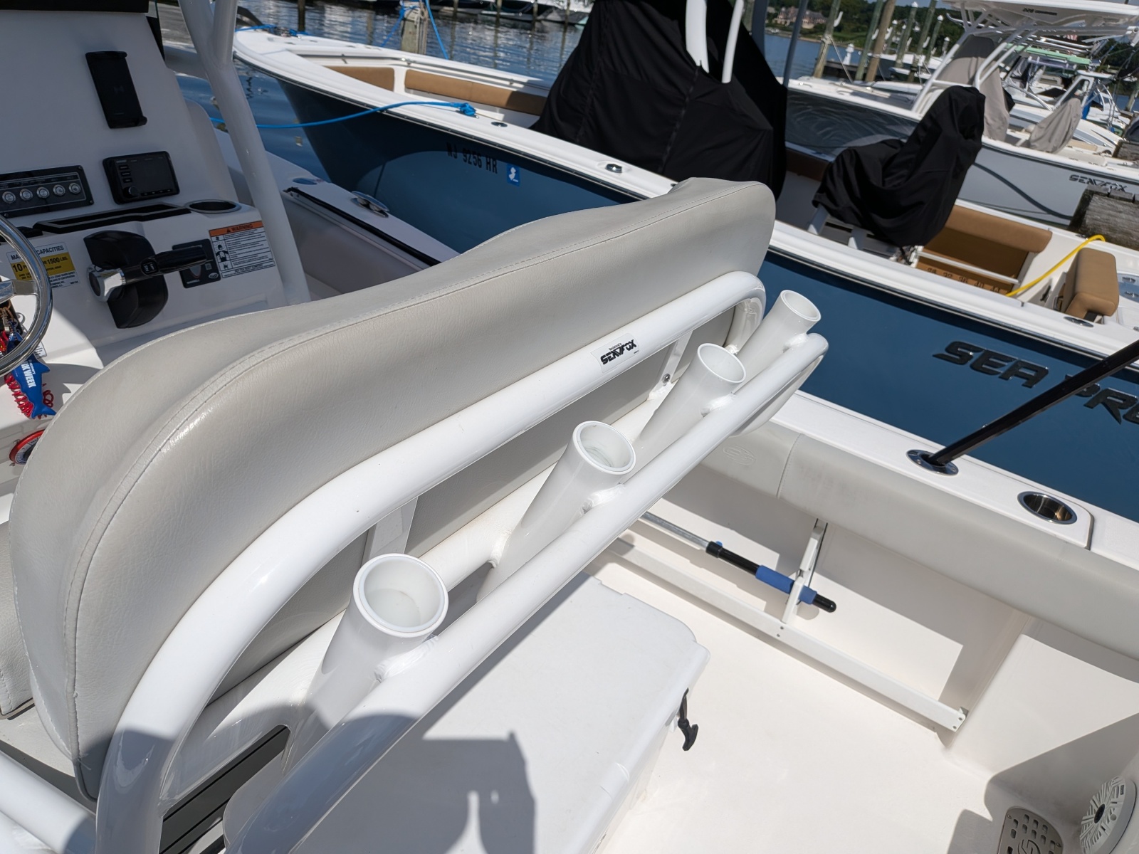 2020 Sea Fox 248 Commander