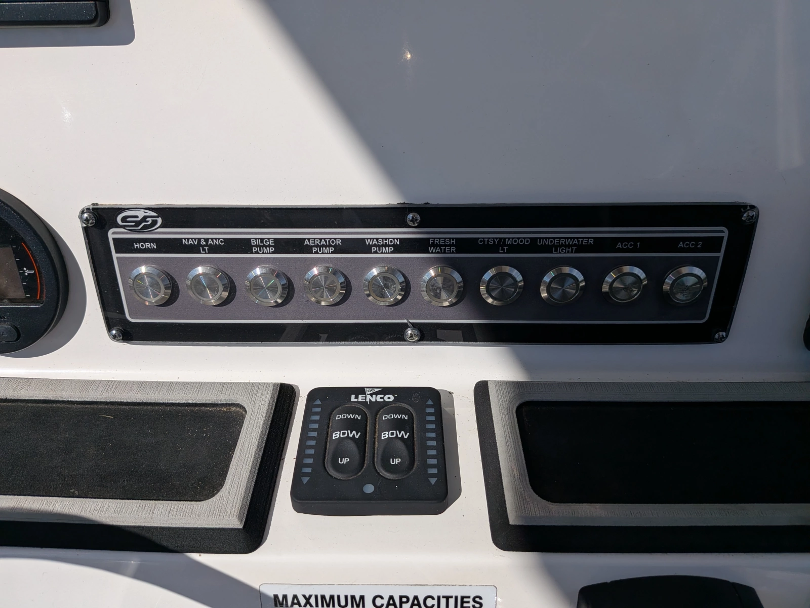 2020 Sea Fox 248 Commander