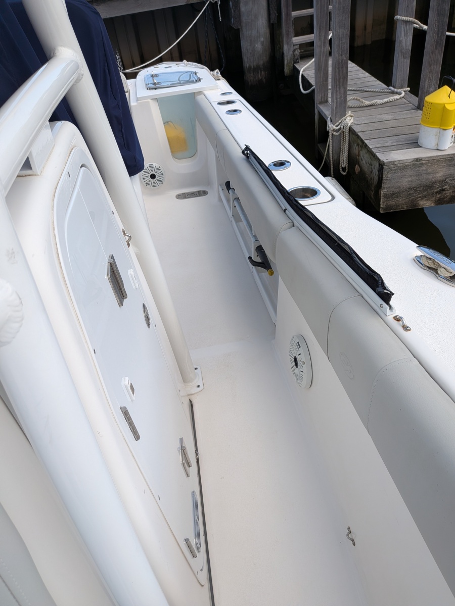 2020 Sea Fox 248 Commander