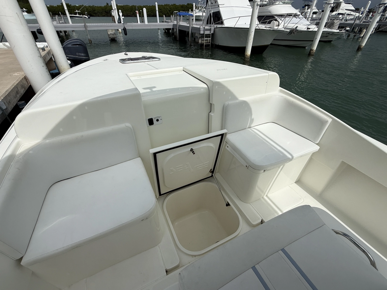 2012 SeaVee 320B