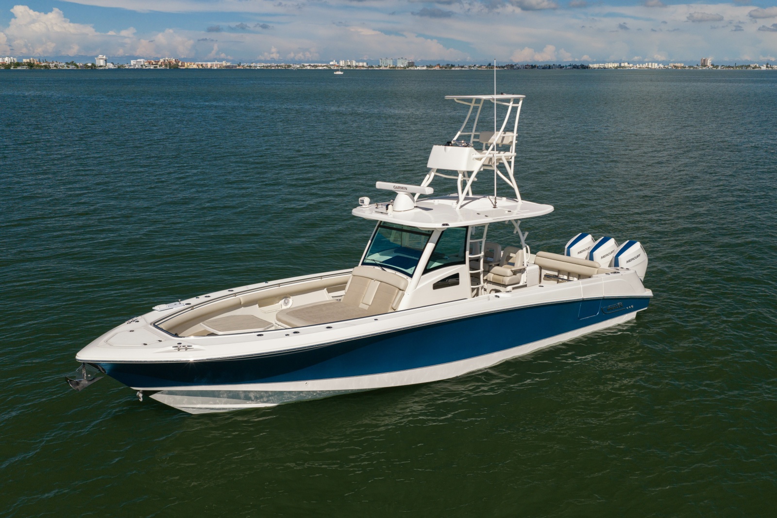 2017 Boston Whaler 370 Outrage