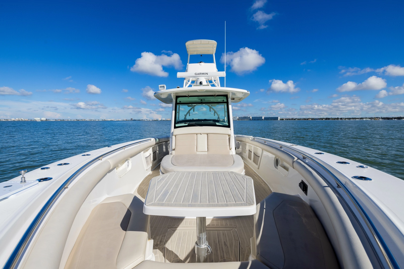 2017 Boston Whaler 370 Outrage