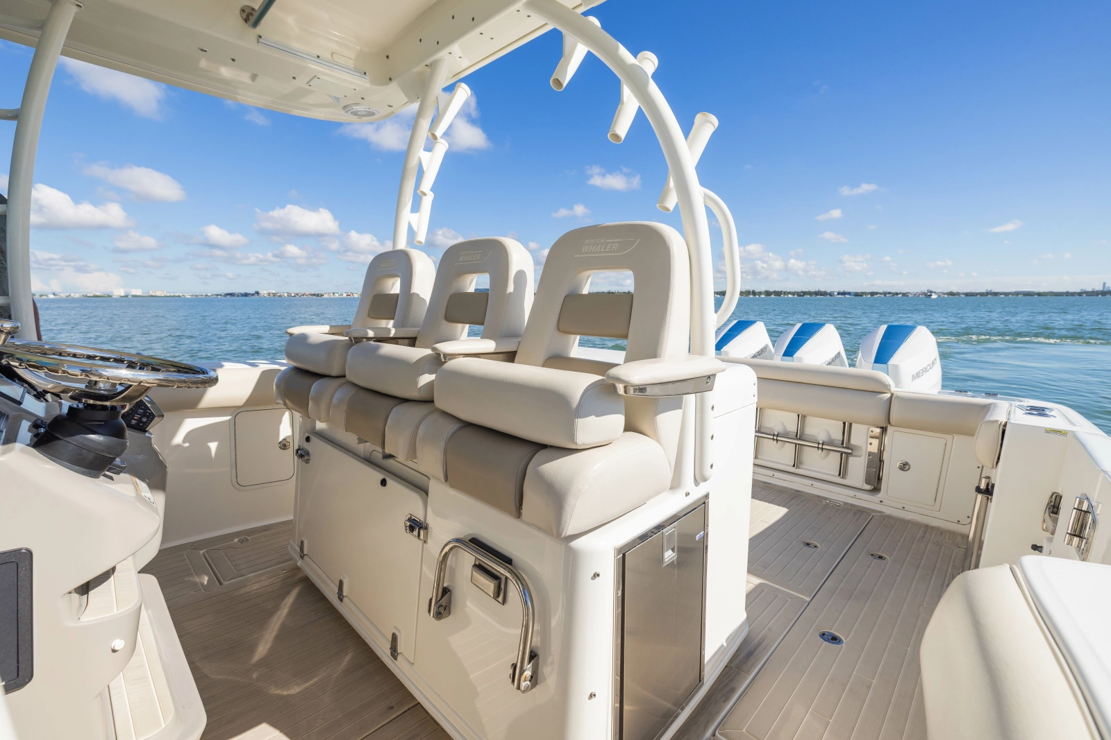 2017 Boston Whaler 370 Outrage