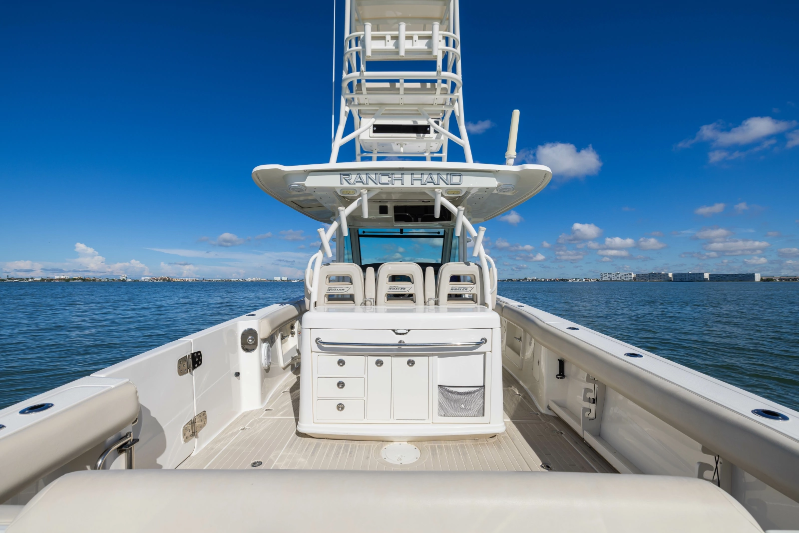 2017 Boston Whaler 370 Outrage
