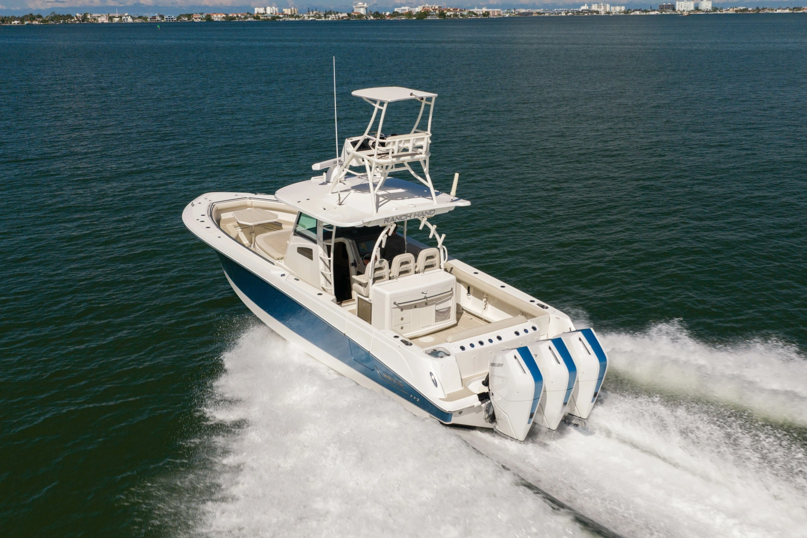 2017 Boston Whaler 370 Outrage