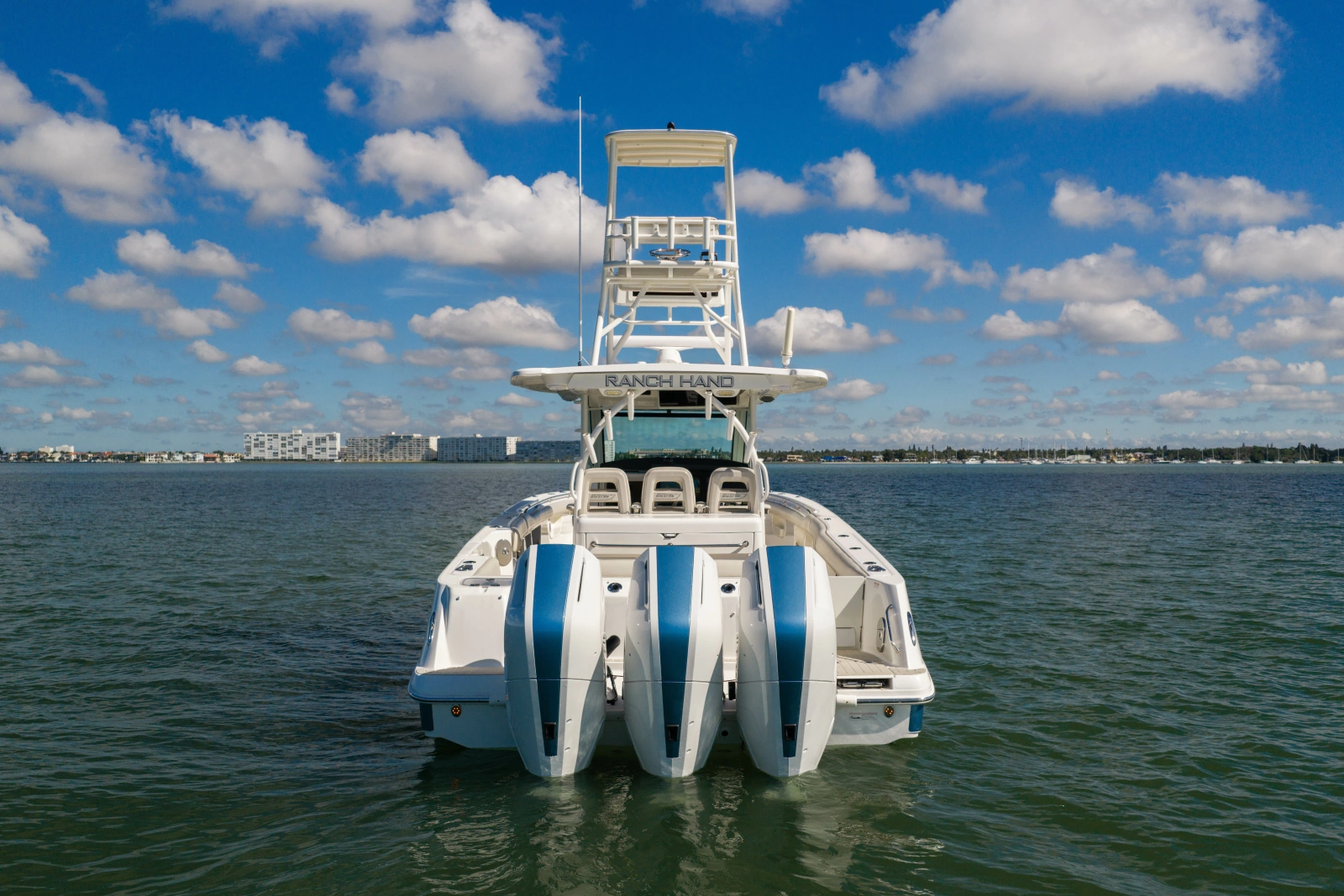 2017 Boston Whaler 370 Outrage