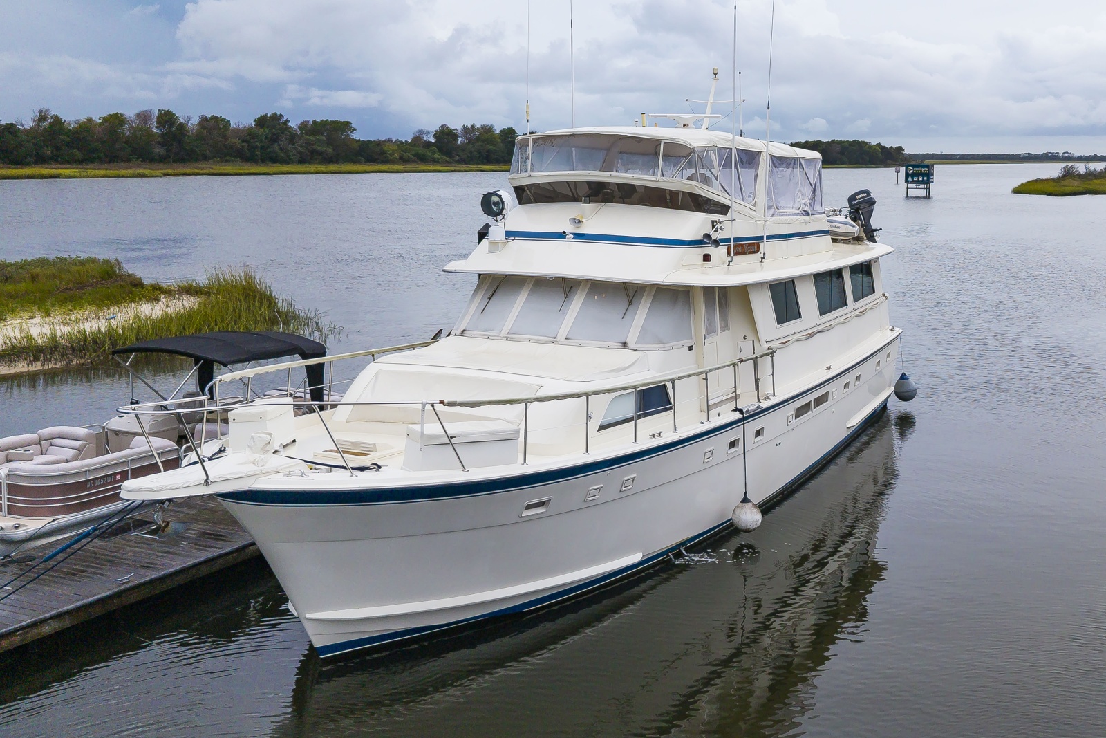 63Hatteras1987_102